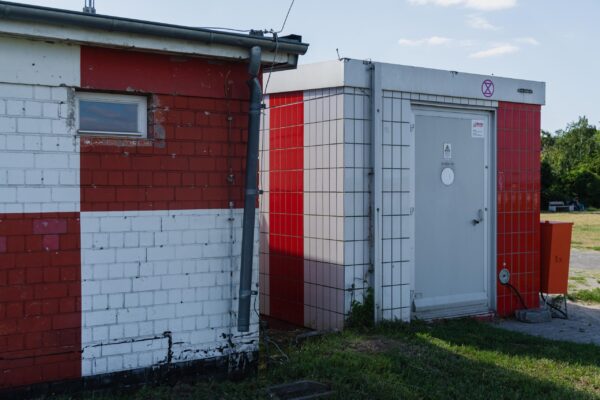002. Colorful Gem in Southern Berlin - Image 4