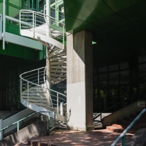 068. Green facade with Stairs