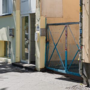 134. Yellow Facade Blue Gate