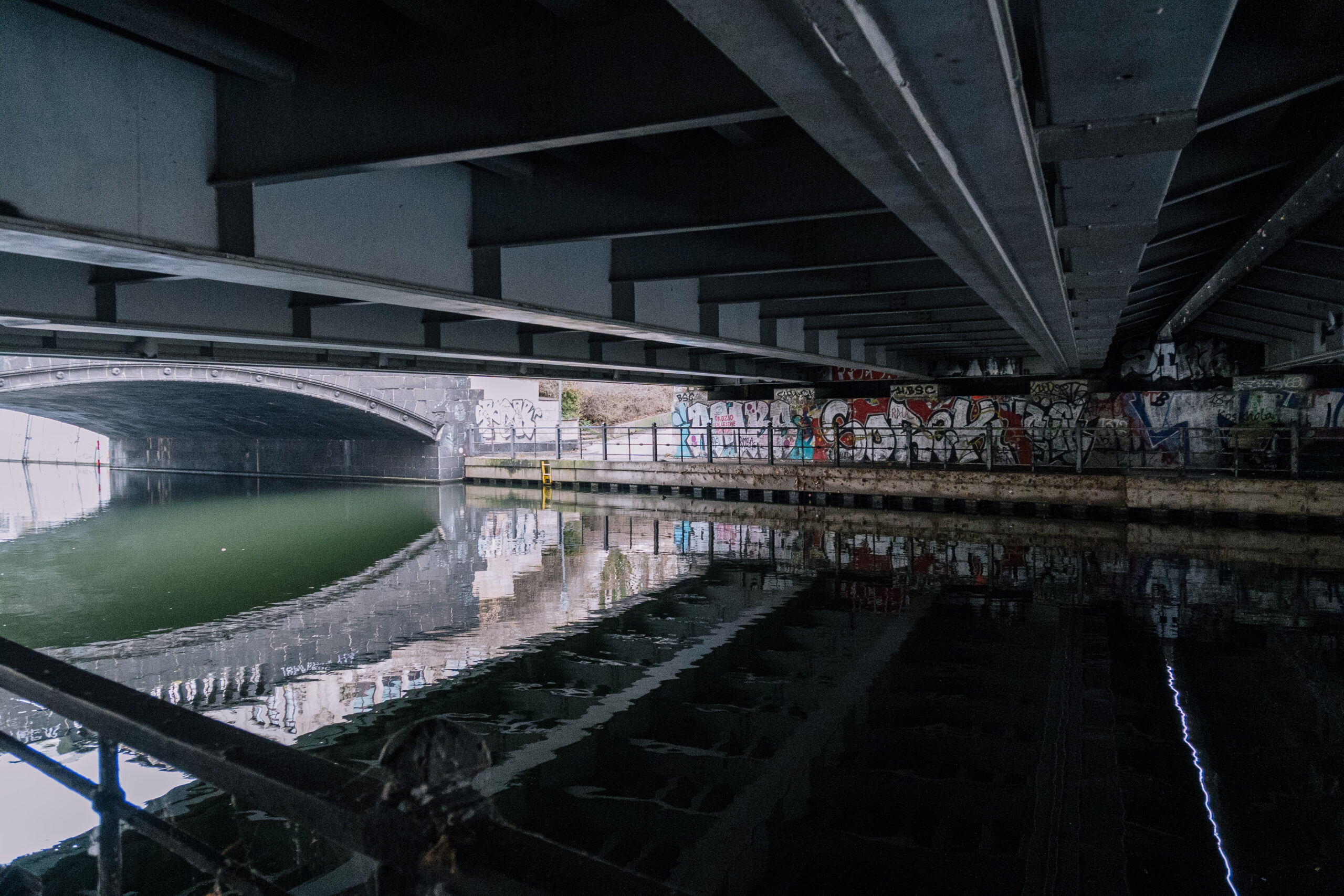 344. Twin Bridge Contrast