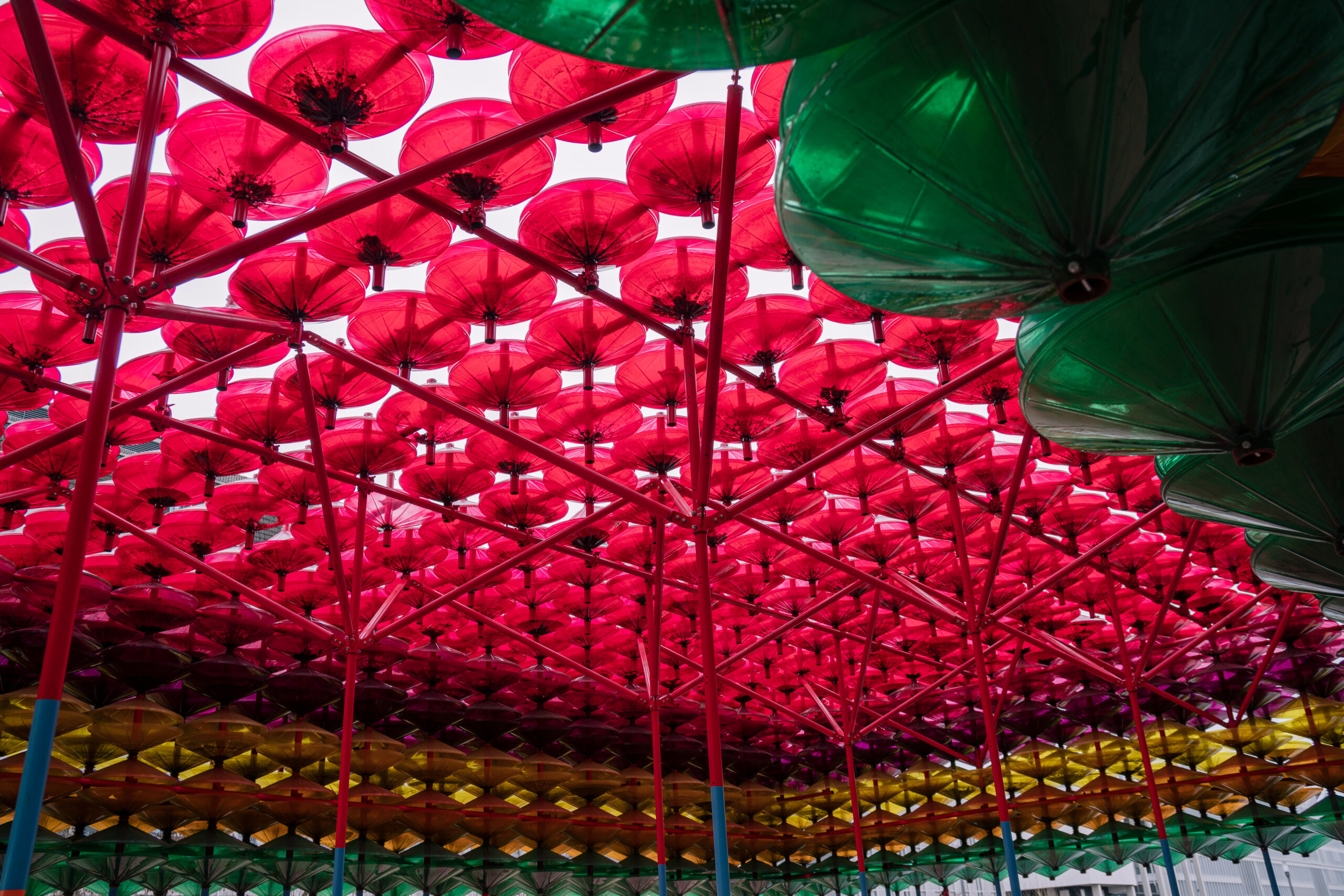 380. Unique Colorful Roof