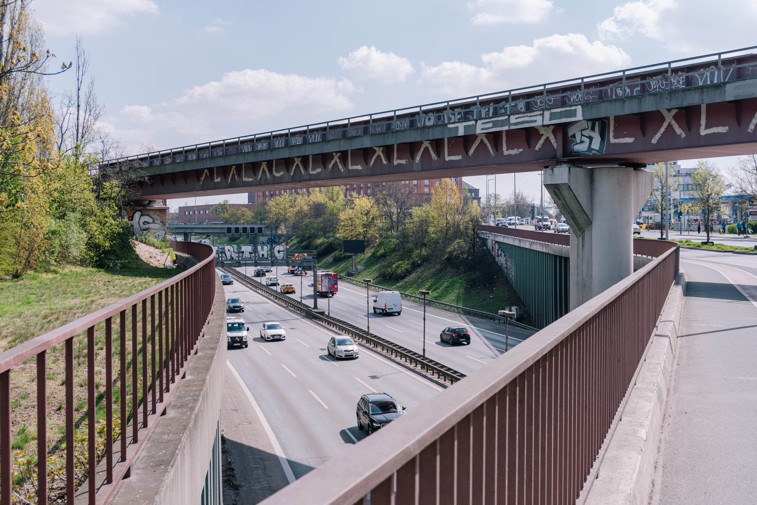 440. Bridge Layer Scene
